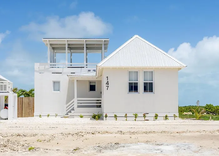 Canalfront Retreat And Mistico Club Boat Shuttle Villa *